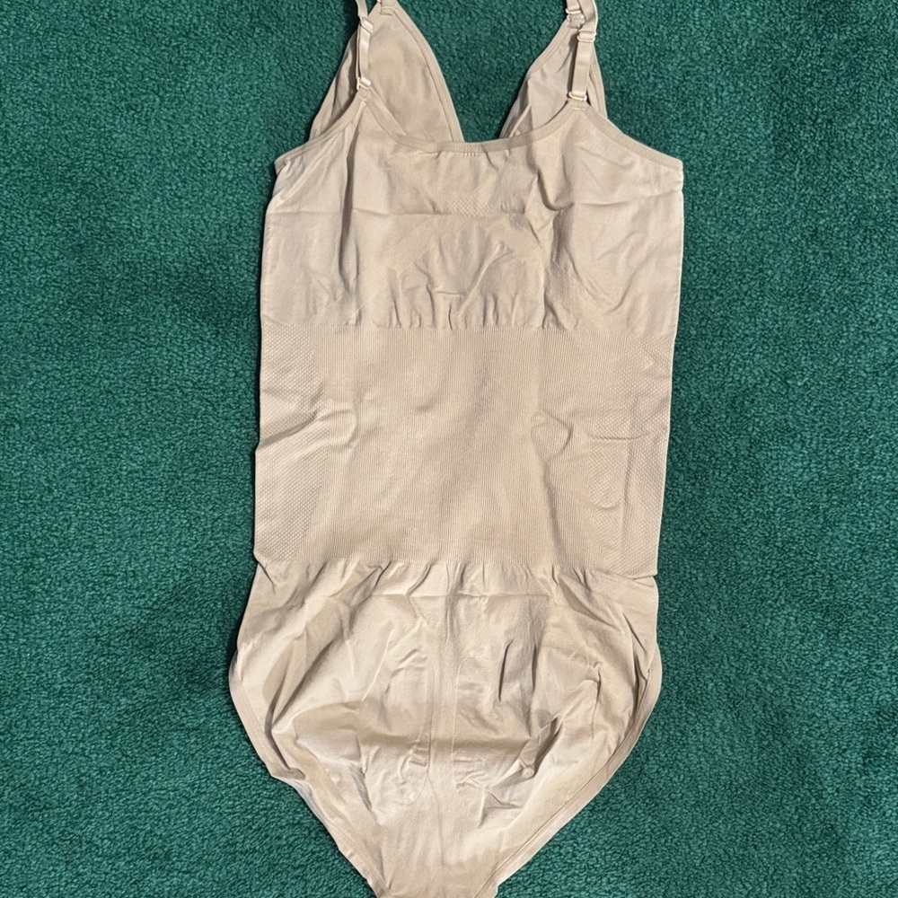 Luxmery Bodysuit Garment NWT - Picture 3 of 7